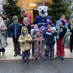2024 Weihnachtsreise mit Kinderlaecheln
